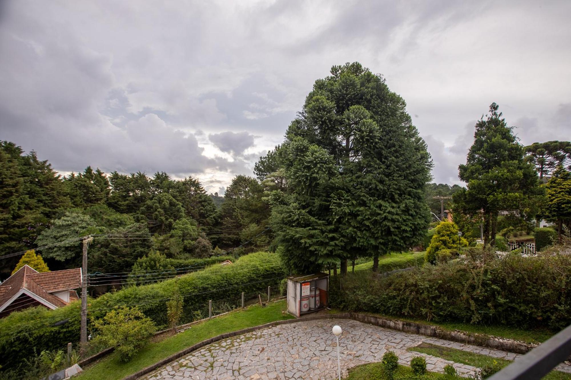 Villa Hegus Alojamento de Turismo Selvagem Campos do Jordão