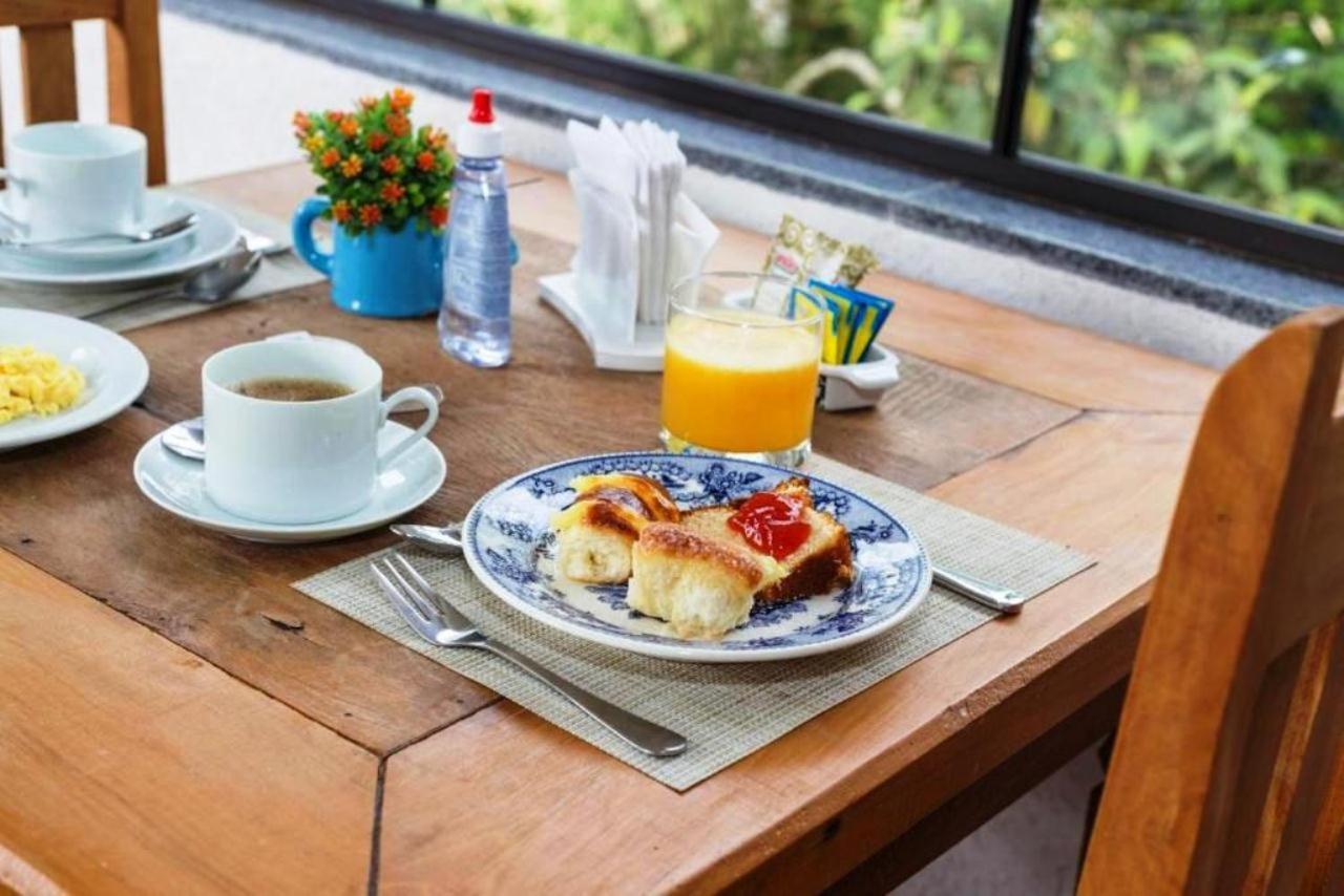 Villa Hegus Alojamento de Turismo Selvagem Campos do Jordão